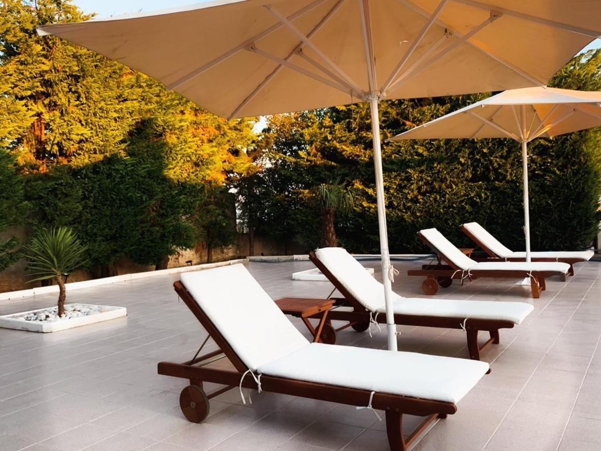 Hotel Relax Dhermi Ngoại thất bức ảnh