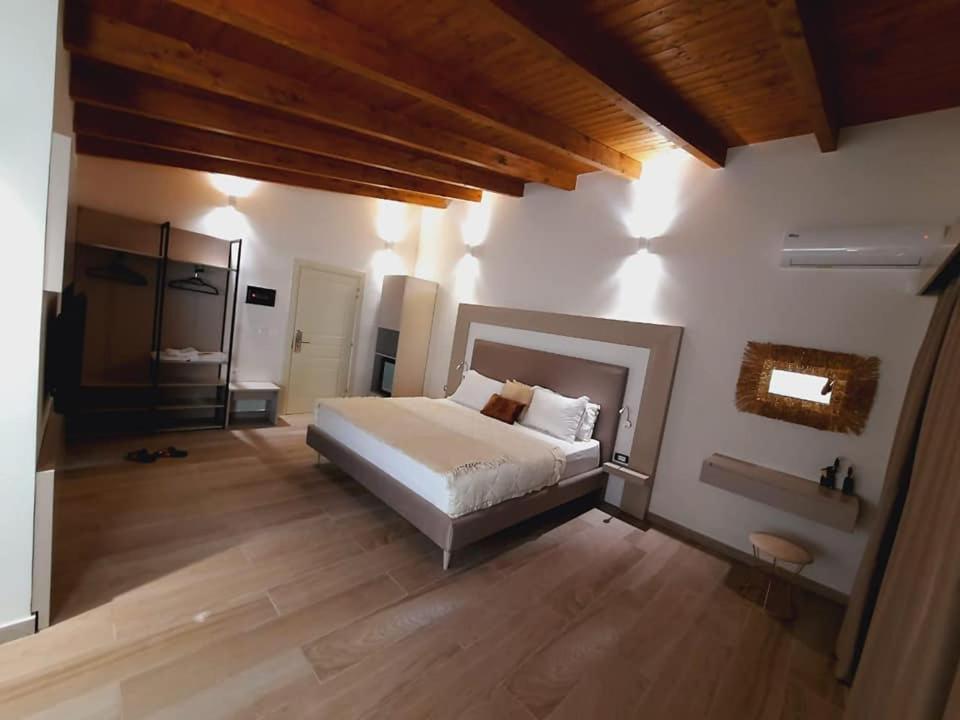 Hotel Relax Dhermi Ngoại thất bức ảnh