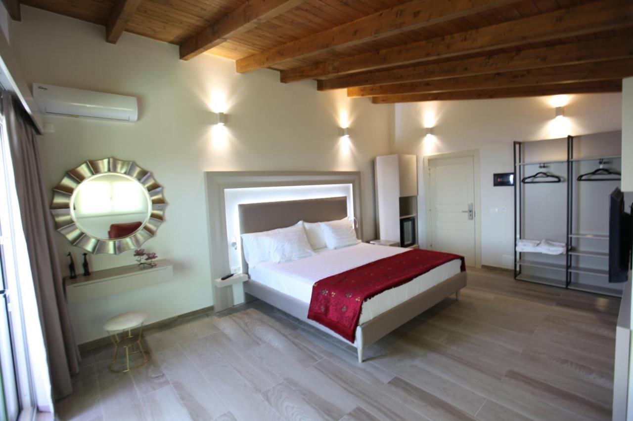 Hotel Relax Dhermi Ngoại thất bức ảnh
