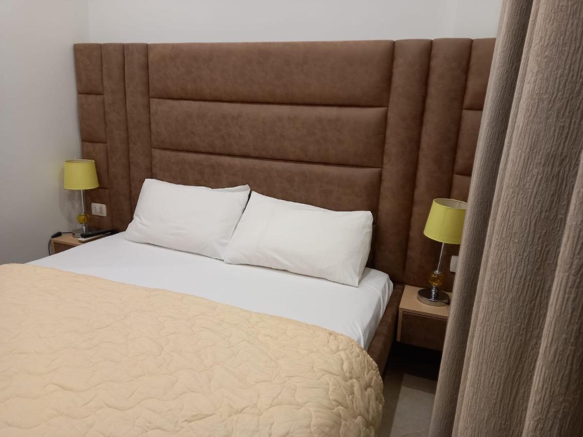 Hotel Relax Dhermi Ngoại thất bức ảnh